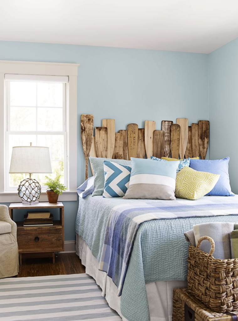 DIY This Coastal-Themed Headboard Using Driftwood or Recycled Oars